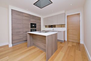 Photo 22- click for photo gallery